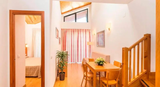 Номер Standard Дуплекс с 3 комнатами с балконом Guitart La Molina Aparthotel & Spa