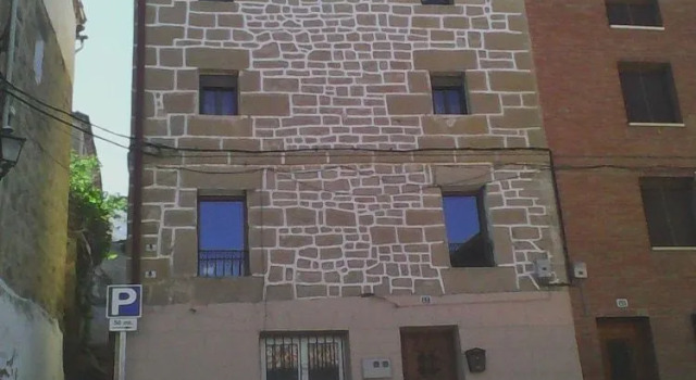 Pensión Ruiz Reyes, Book Hotel Treviana 