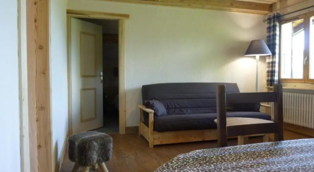 Апартаменты Chalet la Tovasse