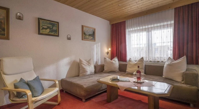 Ferienhaus Resi & Obermoser, Забронировать Отель Отели Тироля 3 звезды, 3*
