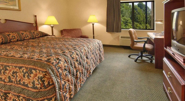 Двухместный номер Standard Baymont by Wyndham Corydon