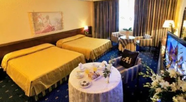 Четырёхместный номер Superior Hotel Ariston