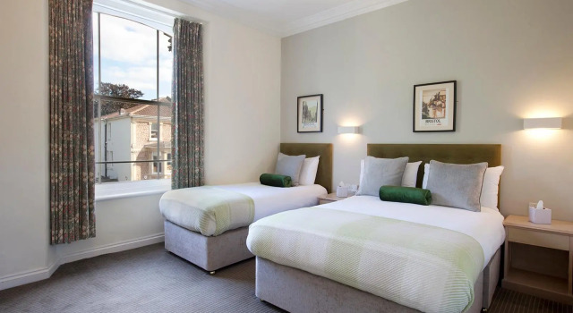 Семейный номер Standard Victoria Square Hotel Clifton Village