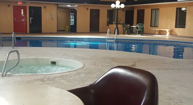 The Derrick Inn, 예약 호텔 Ness City 캔자스