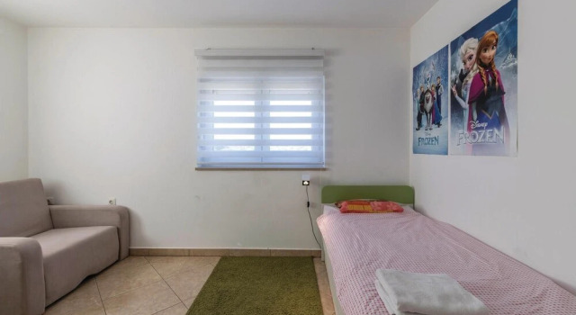 Nice Home in Marcana With Wifi and 3 Bedrooms, Rezervovat Hotel Hotely v Pula Region s parkováním, Parkování