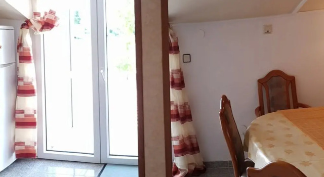 Beautiful 2-bed Apartment in Nin, Đặt Căn hộ Nin Zadar County