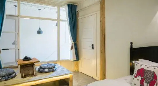 Номер Standard с видом на внутренний двор Tengchong YoYo Joy Inn
