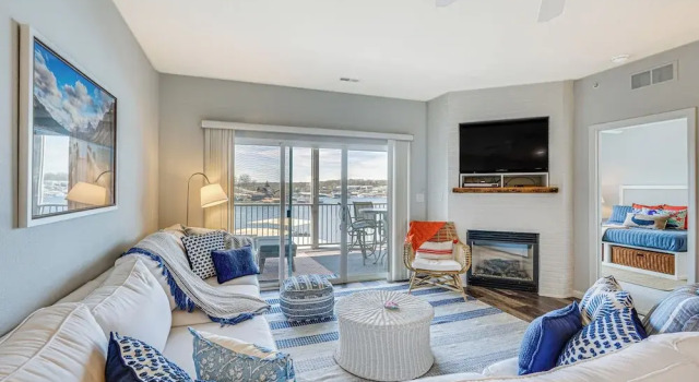 Апартаменты Dine Al Fresco on Balcony: Osage Beach Condo!