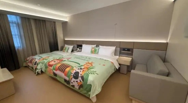 Люкс Deluxe All Seasons Hotel