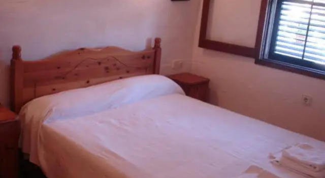 Apartments Pims Cala Llonga, Book Apartment Hotels in Ibiza with a Pool, Swimming Pool