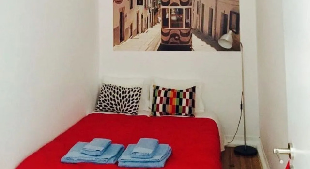 inLisbonSMS Guesthouse, Book Hotel Lisbon Region 