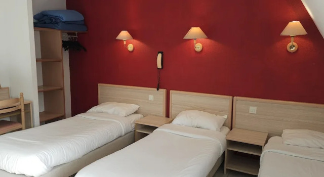 Номер Classic Hotel CÖRONA Lourdes
