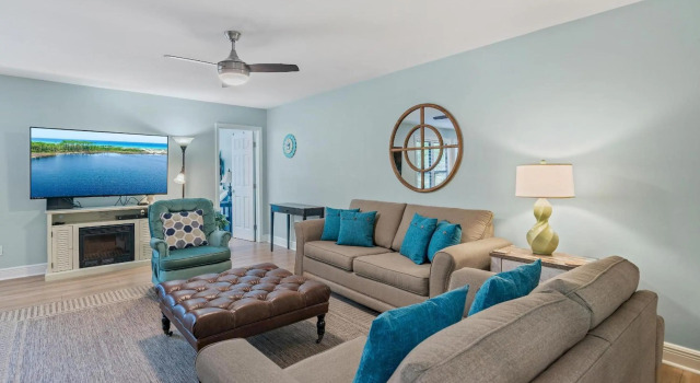 Augusta Village 527, Rezerwuj Hotel Hotele w Emerald Coast z parkingiem, Parking