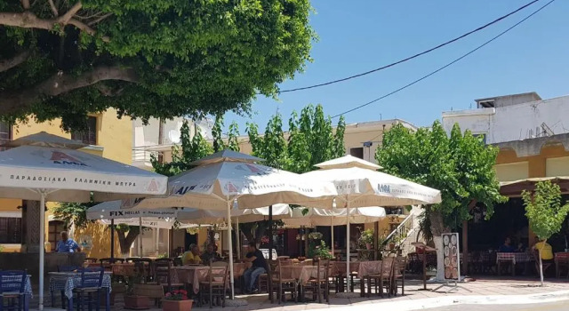 Вилла Fontana Luxury Villa Salakos With Pool Near Beach