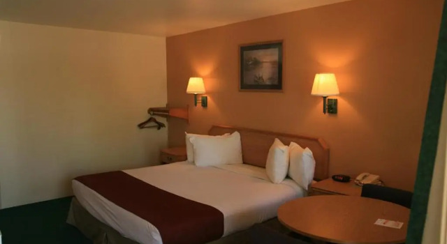 Номер Standard Econo Lodge Inn & Suites Montrose - Black Canyon Area
