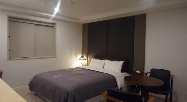 Louis Hotel