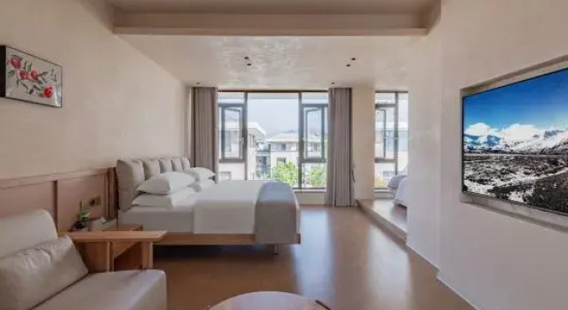 Семейный люкс Shiyi Lanjí Vacation Apartment (Poshui Plaza)