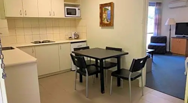 Апартаменты Standard Albert Heights Serviced Apartment