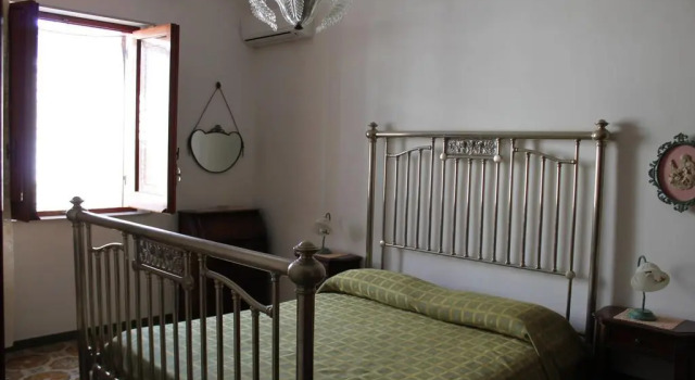 A casa di nonna Vincenza, Book Hotel Hotels in Sicily with Parking, Parking