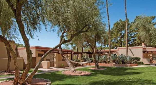 Scottsdale Cottonwoods Resort & Suites