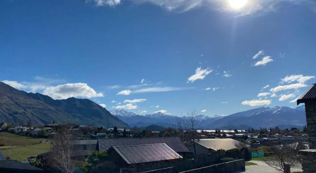 Magical Lake and Mountain Views