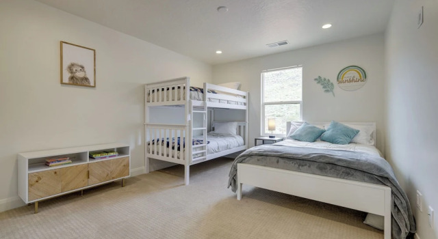 Sleek + Modern Home Rental Near Red Cliffs!, Varaa Lomakoti Washington 