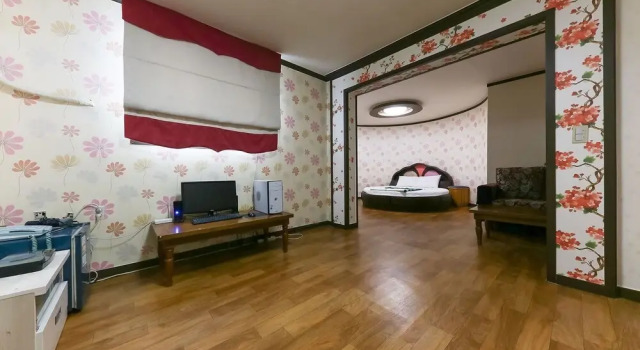 Geumsan Tomato, Book Hotel Billige hoteller i Daejeon