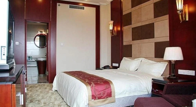 Tian Du, Book Hotel Shenhe 