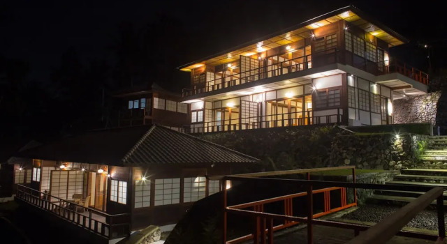 Suarapura Resort and SPA