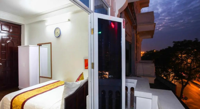 Phuong Trang Hotel Hanoi