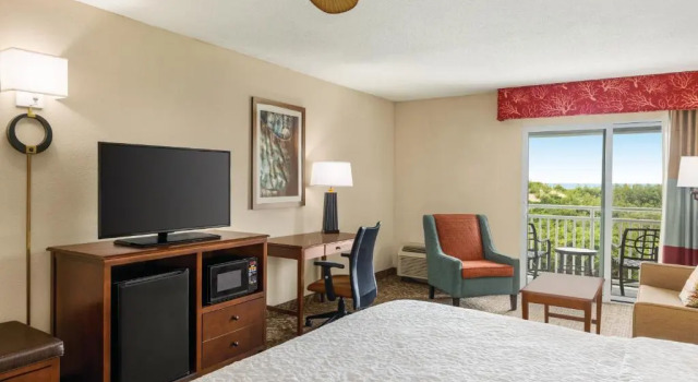 Номер Standard с частичным видом на океан Hampton Inn & Suites Outer Banks/Corolla