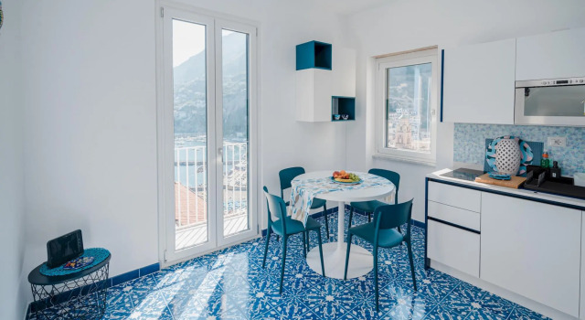 Blue Amalfi Luxury House - Vista mozzafiato, Забронировать Отель Отели Амальфи с парковкой, рядом с Amalfi Bus Station, Парковка