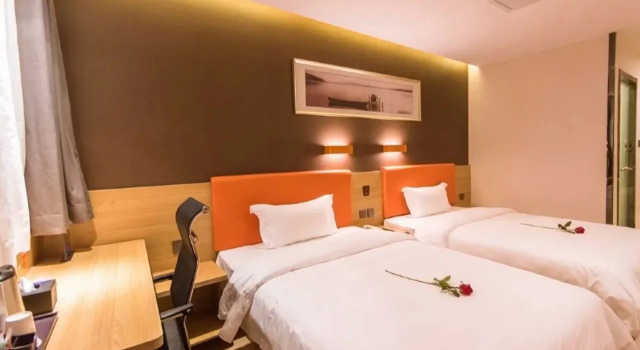 7-day Youpin Hotel (Beijing langxinzhuang metro station store), Book Hotel Hoteller i Beijing Province med parkering, Parkering