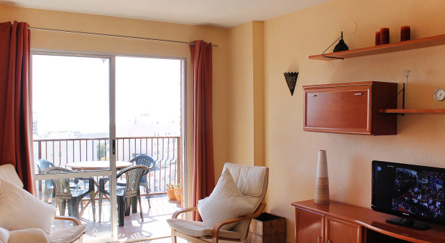 Apartment Las Cinco Torres by Interhome, Забронировать Апартаменты/квартира Отели Кампельо с бассейном, Бассейн