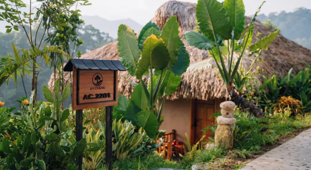 Люкс с балконом и с видом на горы An Chang Retreat & Spa