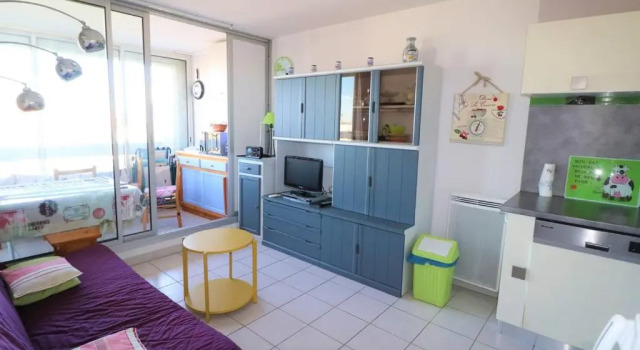 Appartement Le Grau-du-Roi, 2 pièces, 6 personnes - FR-1-307-147, Book Apartment Hotels in Camargue with a Pool, Swimming Pool