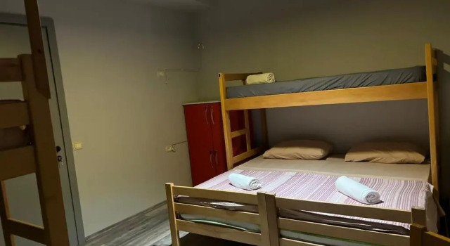 3 người Tiêu chuẩn phòng Hostel Tarabosh