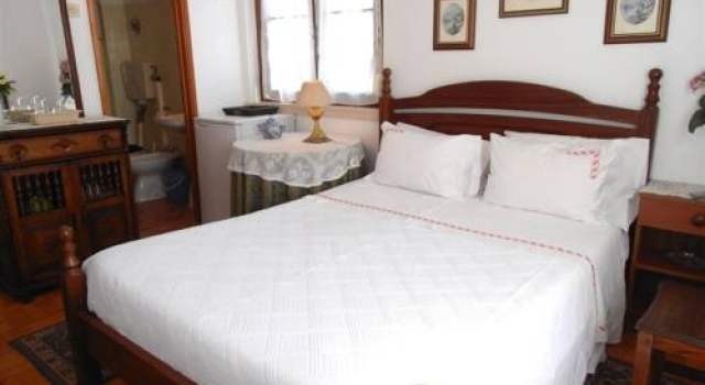 Solar dos Carvalhos - Apartamentos Turisticos, Rezervovat Hotel Hotely v Oeste s parkováním, Parkování