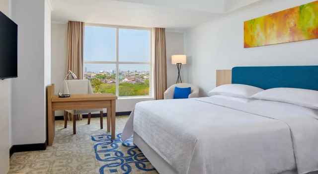 Двухместный номер Standard Four Points by Sheraton Makassar