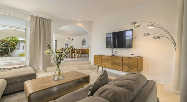 - Large Private Pool With Outdoor Dining - Centrally Located in the Island - Poo, Varaa Hotelli Noord Aruba