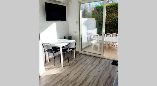 Апартаменты T2 Rez de Chaussee Climatise Jardin Parking Prive