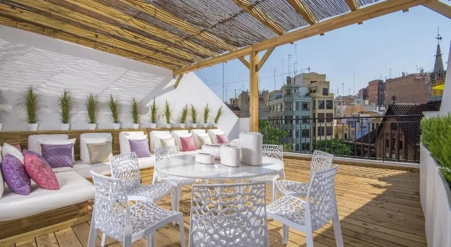 Апартаменты Superior Central Market - Ciutat Vella, exclusively for families - Mid-term