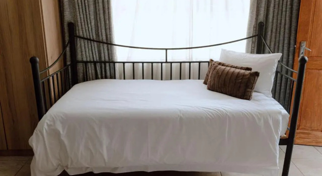 Студия Marjaniek Guest House & Game Lodge