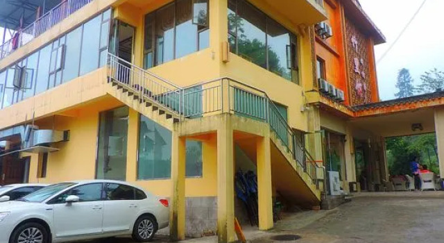 Towo Topping Hotel (E'meishan Linggongli), Prenota Hotel Leshan Sichuan