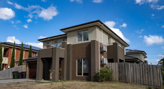 AUJOY 4 Bed  Townhouse Glen Waverley, Prenota Hotel Glen Waverley Regione di Melbourne