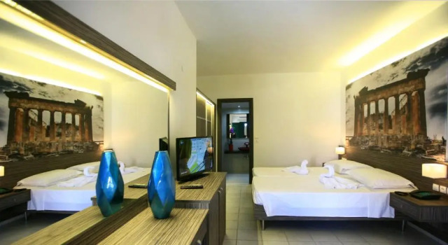 Полулюкс Eurohotel Katrin Suites