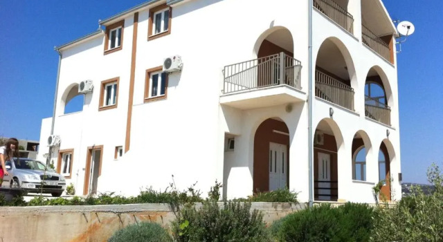 Apartments by the sea Sevid, Trogir - 16802
