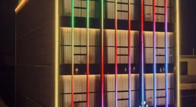 Elong R.YUN Hotel (Qin'an North Binhe Road)