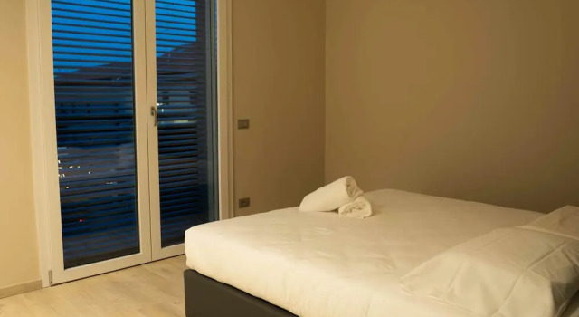 Deluxe Apartment with balcony Terranova49