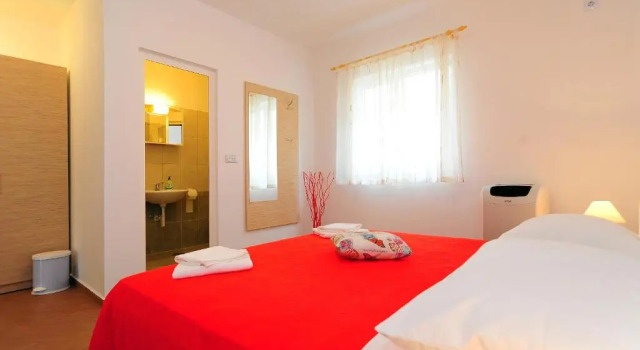 Apartments Ka - Ro, Забронировать Апартаменты/квартира Отели Задарской жупания с бассейном, рядом с Пляж Старенице, Бассейн
